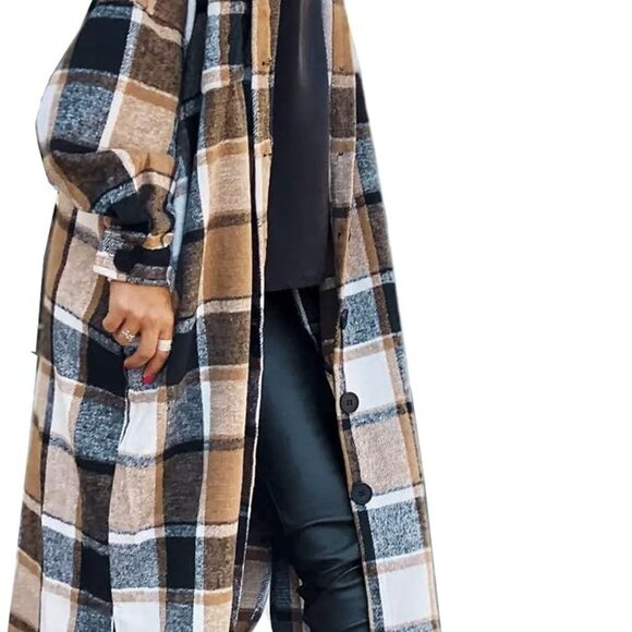 Oversized Women’s Plaid Flannel Shacket Jacket - Cozy Fall Layering - Picture 1 of 5
